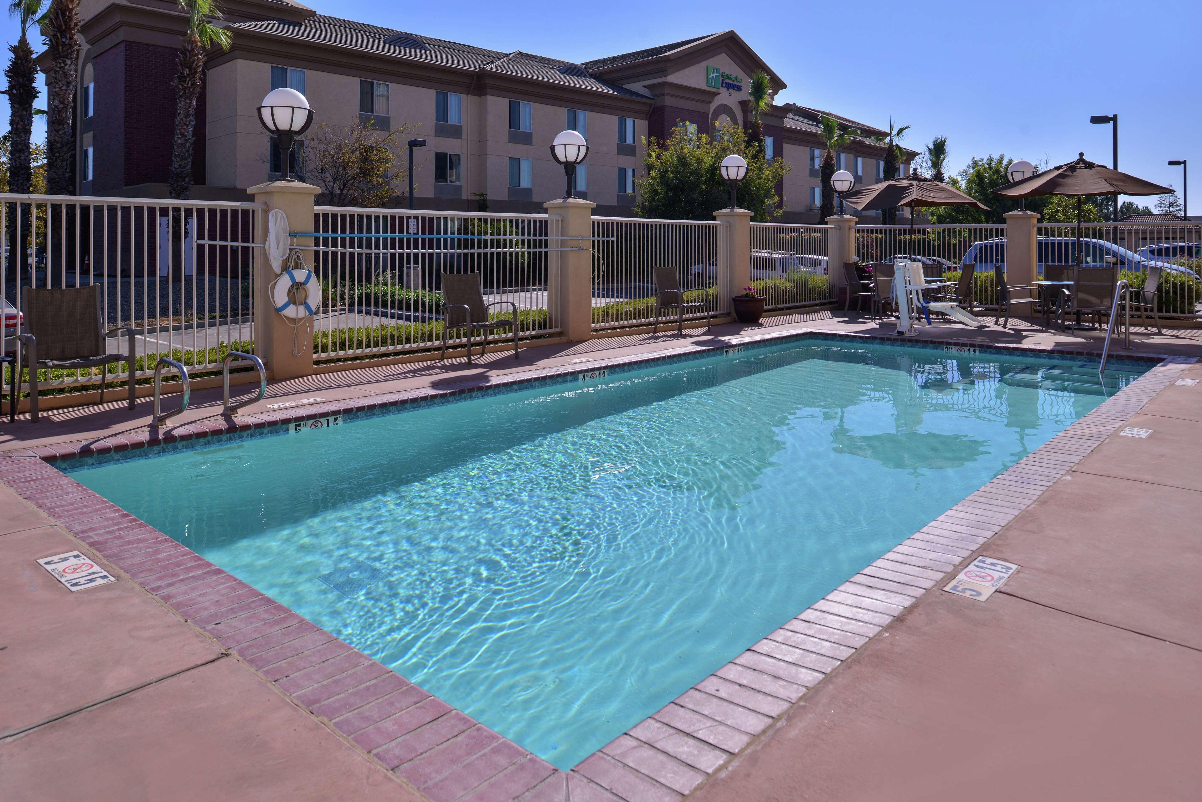 Hampton Inn & Suites Woodland-Sacramento Area Exterior photo