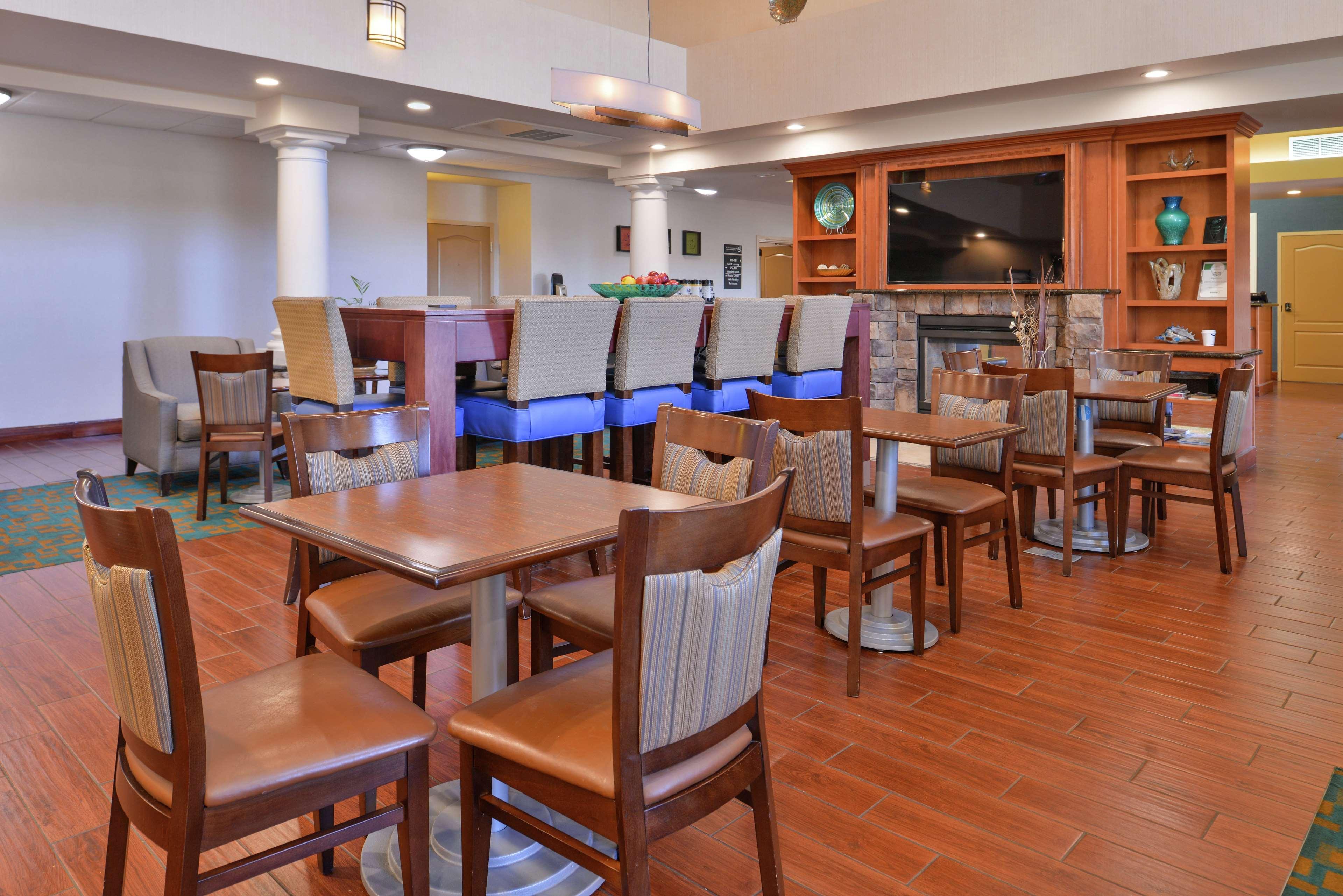 Hampton Inn & Suites Woodland-Sacramento Area Exterior photo