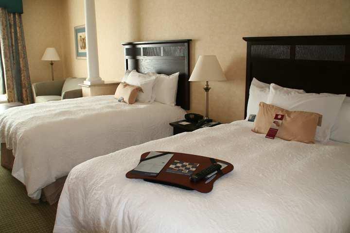Hampton Inn & Suites Woodland-Sacramento Area Exterior photo